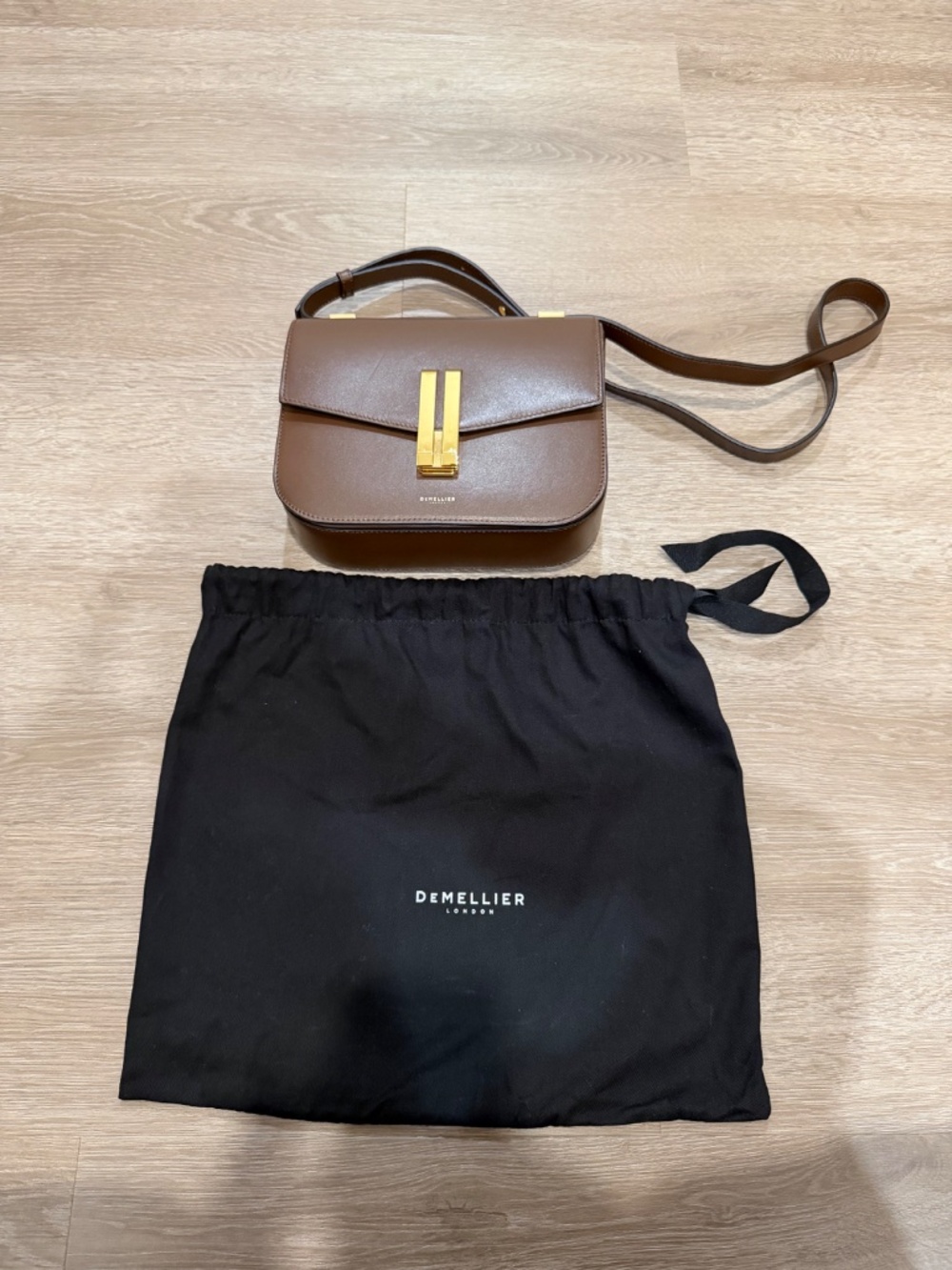 DeMellier The Vancouver in Mocha Smooth - Picture 10 of 10